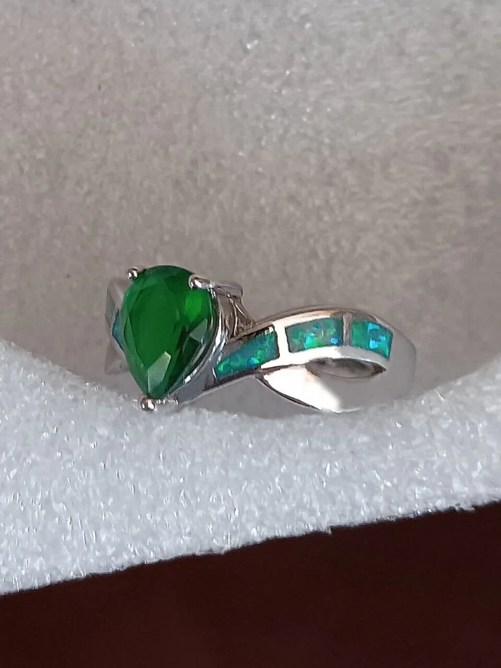 New - Green Quartz With Green Fire Opal Silver Ring - Size 9